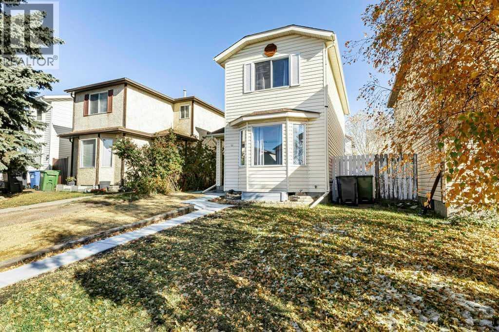 71 Good Crescent — photo 3