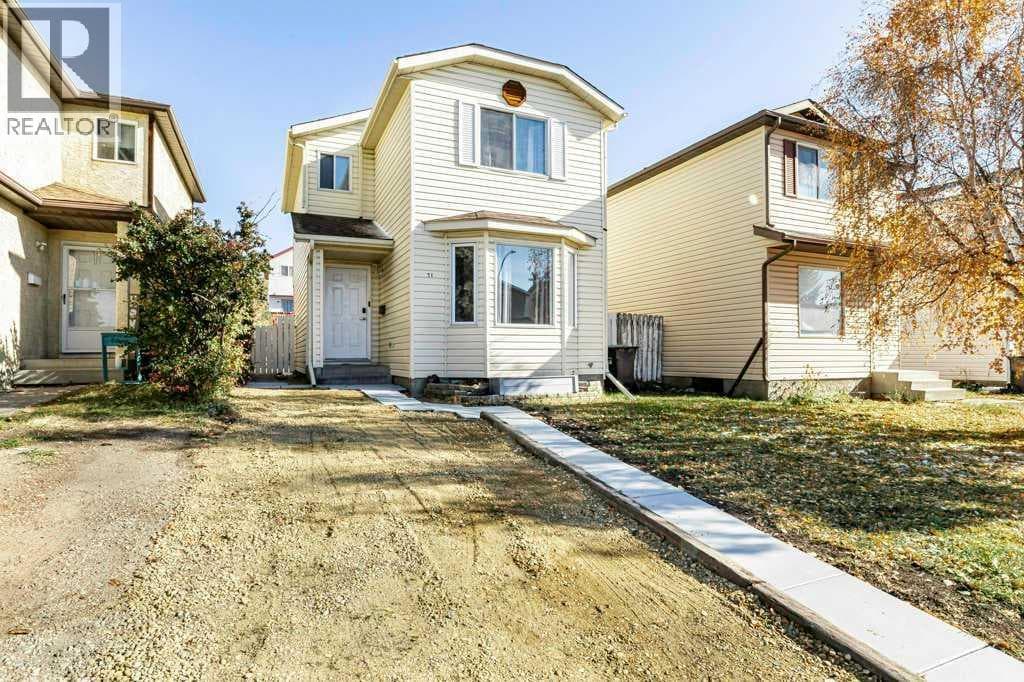 71 Good Crescent