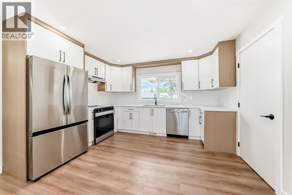 5128 Maryvale Drive NE — photo 5