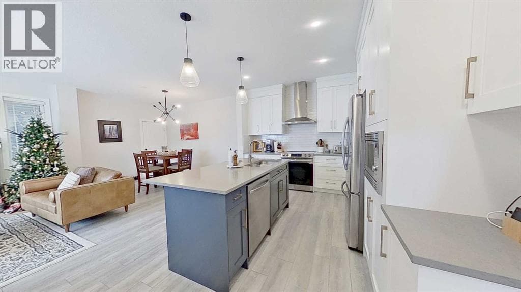 184 Emberside Place — photo 3