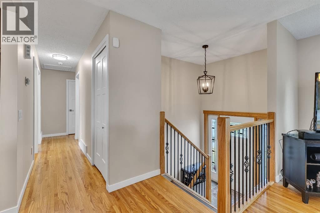 335 Huntbourne Hill NE — photo 4