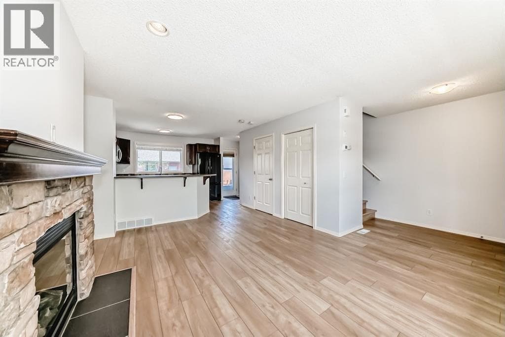 137 Eversyde Boulevard SW — photo 4