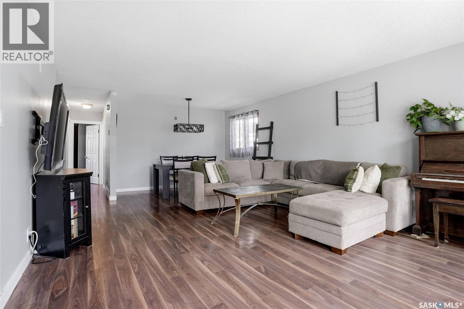 810 Princess STREET — photo 5