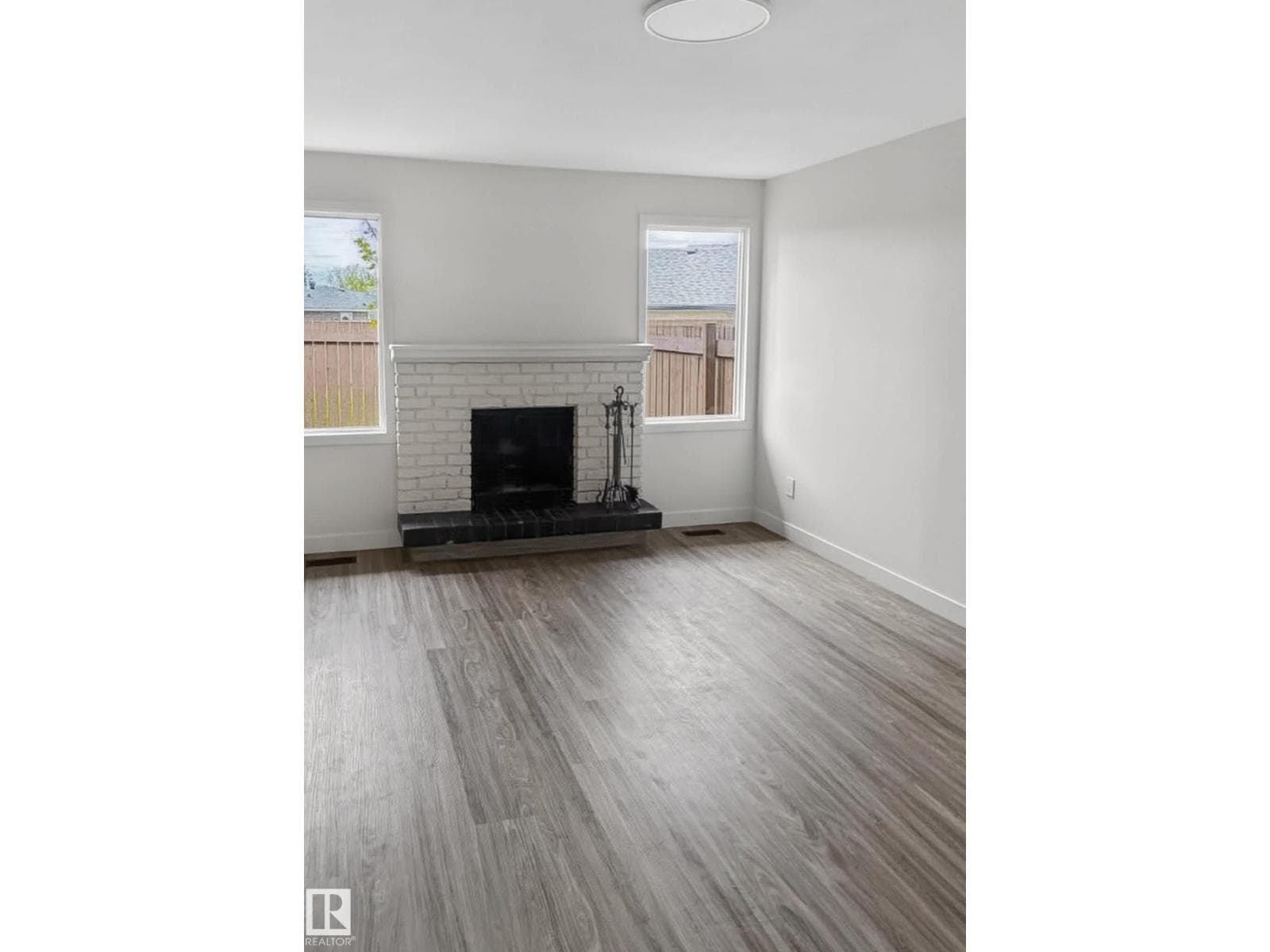 13833 24 ST W NW — photo 4