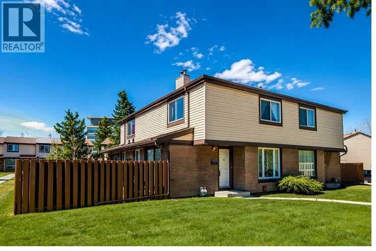 45, 2727 Rundleson Road NE