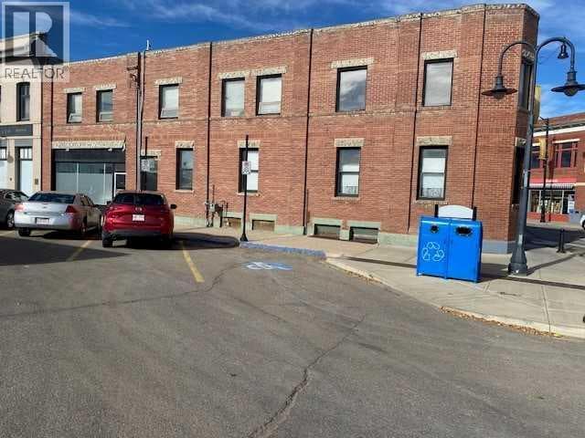 4919 50 Avenue — photo 2