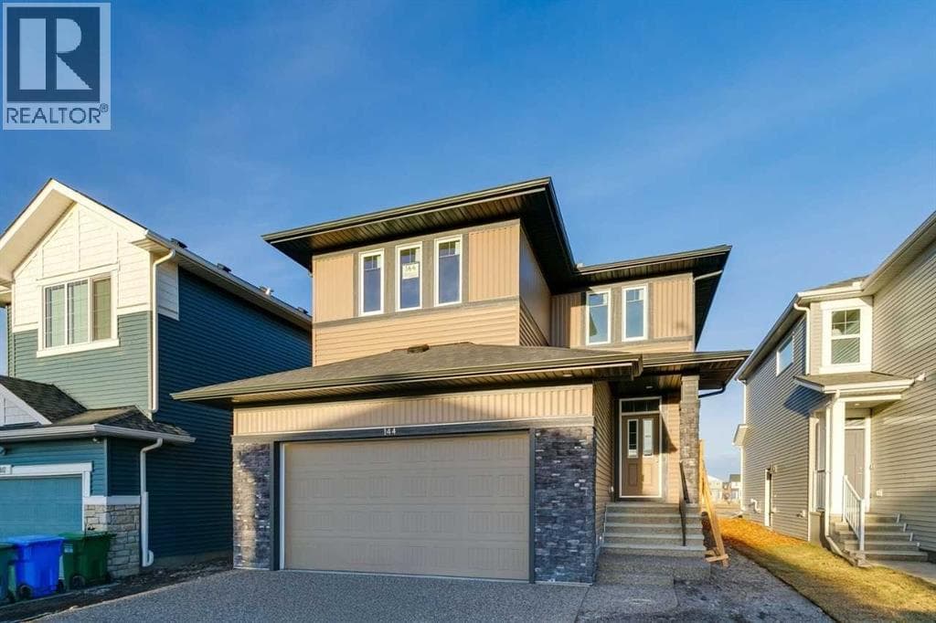 144 Hotchkiss Common SE