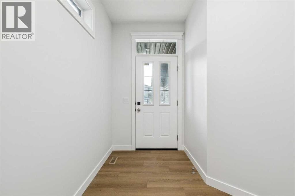 144 Hotchkiss Common SE — photo 3
