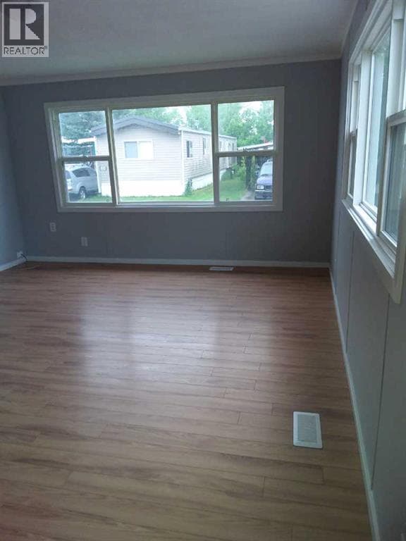 212, 6220 17 Avenue SE — photo 4