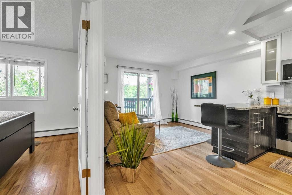 301, 104 24 Avenue SW — photo 5
