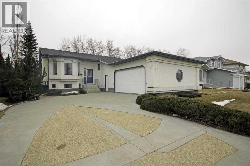 25 Willow Springs Crescent — photo 2