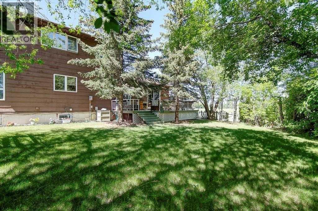 51 Parkwood Crescent — photo 3