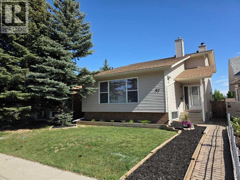 67 Deersaxon Circle SE