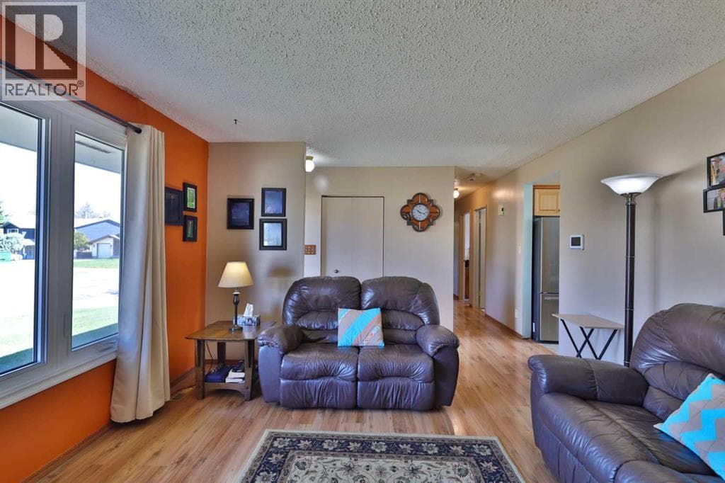 3305 Erickson Drive — photo 5