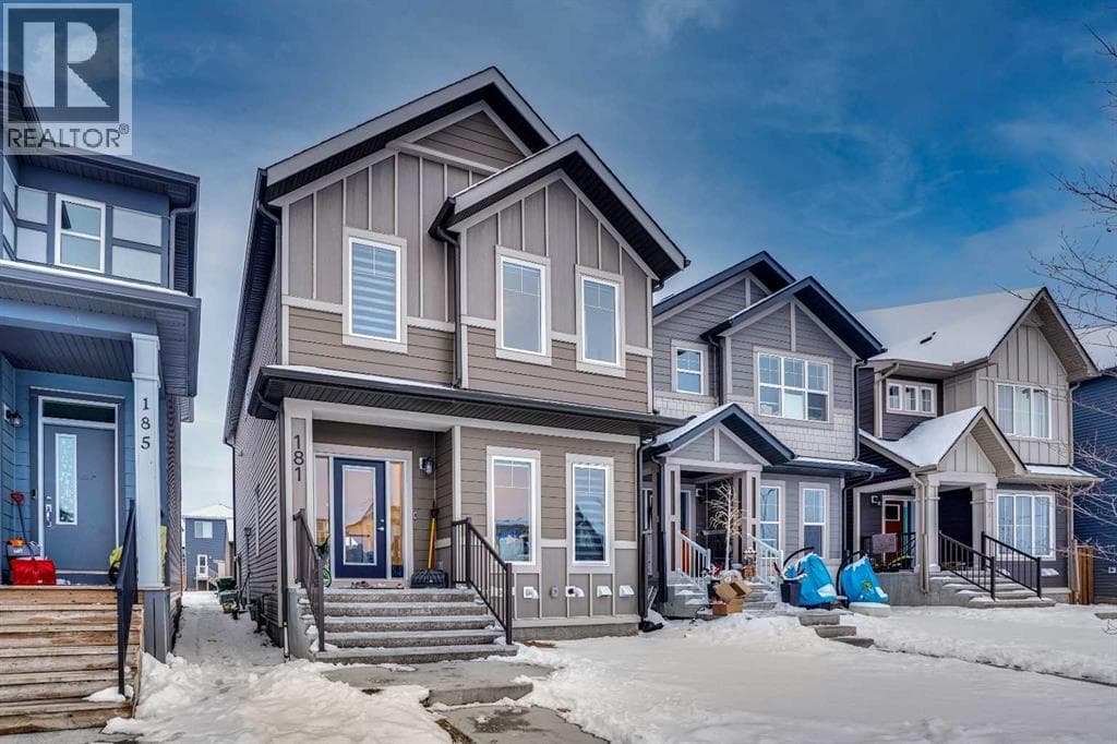 181 Walcrest Boulevard SE — photo 3