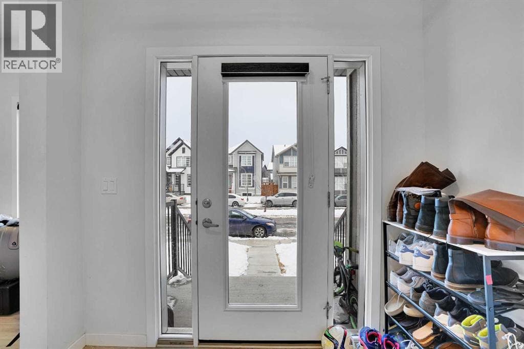 181 Walcrest Boulevard SE — photo 4