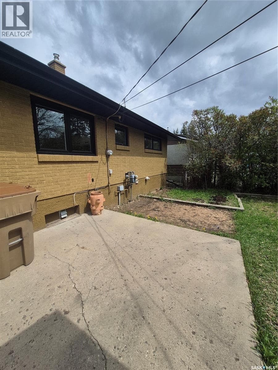 4515 Sherwood DRIVE — photo 2