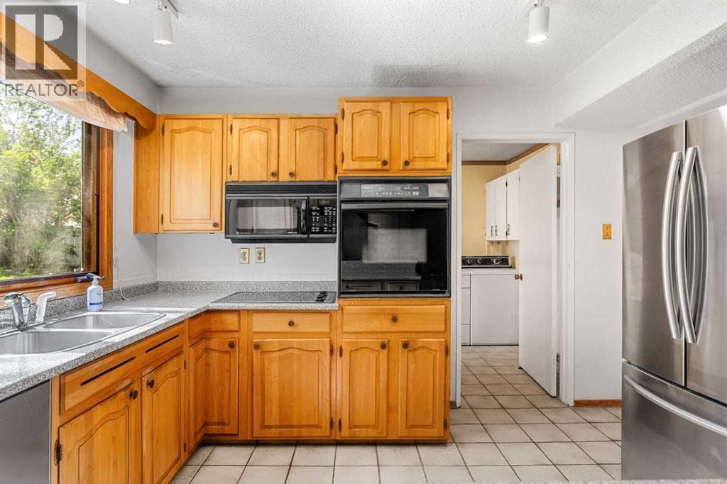 511 Willingdon Boulevard SE — photo 5