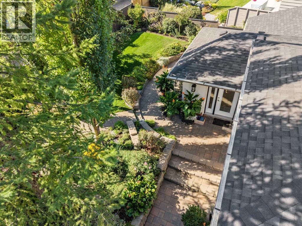 855 Oakside Circle SW — photo 2