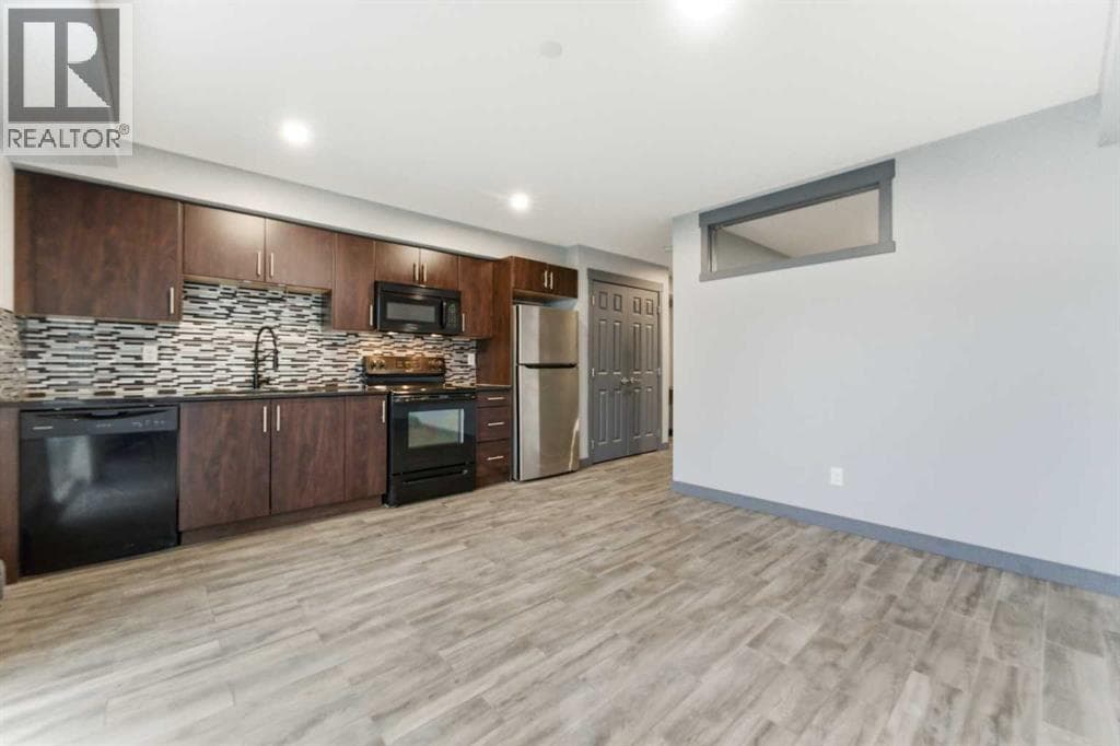 1204, 755 Copperpond Boulevard SE — photo 5
