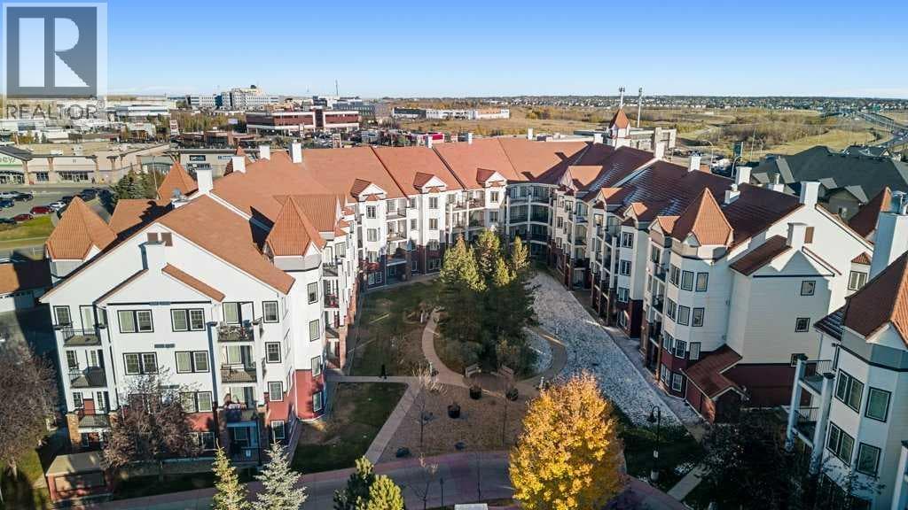 240, 60 Royal Oak Plaza NW — photo 3