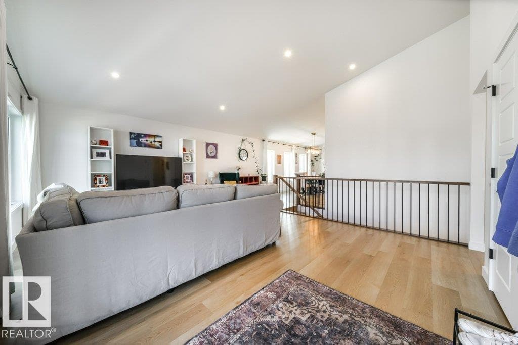 4 bed 3 bath single family at 11303 111 AV NW — $821,900 — photo 9