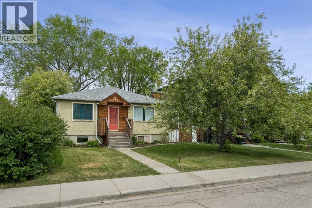 614 21 Avenue NE — photo 2