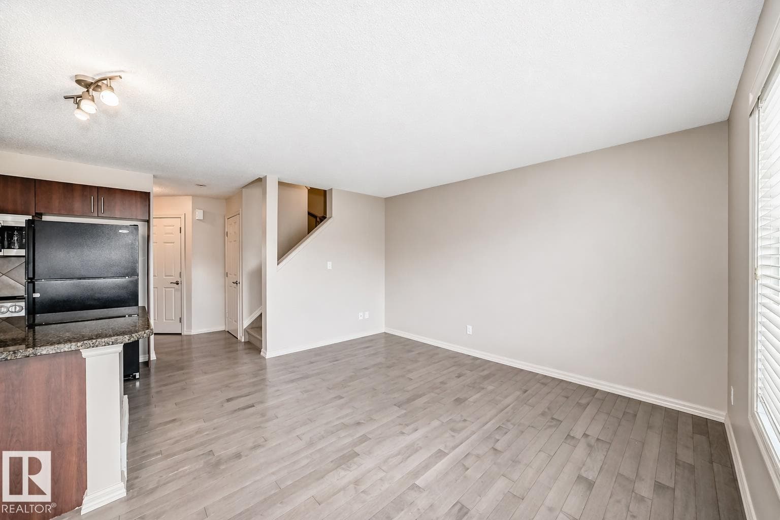 1285 CUNNINGHAM DR SW — photo 5