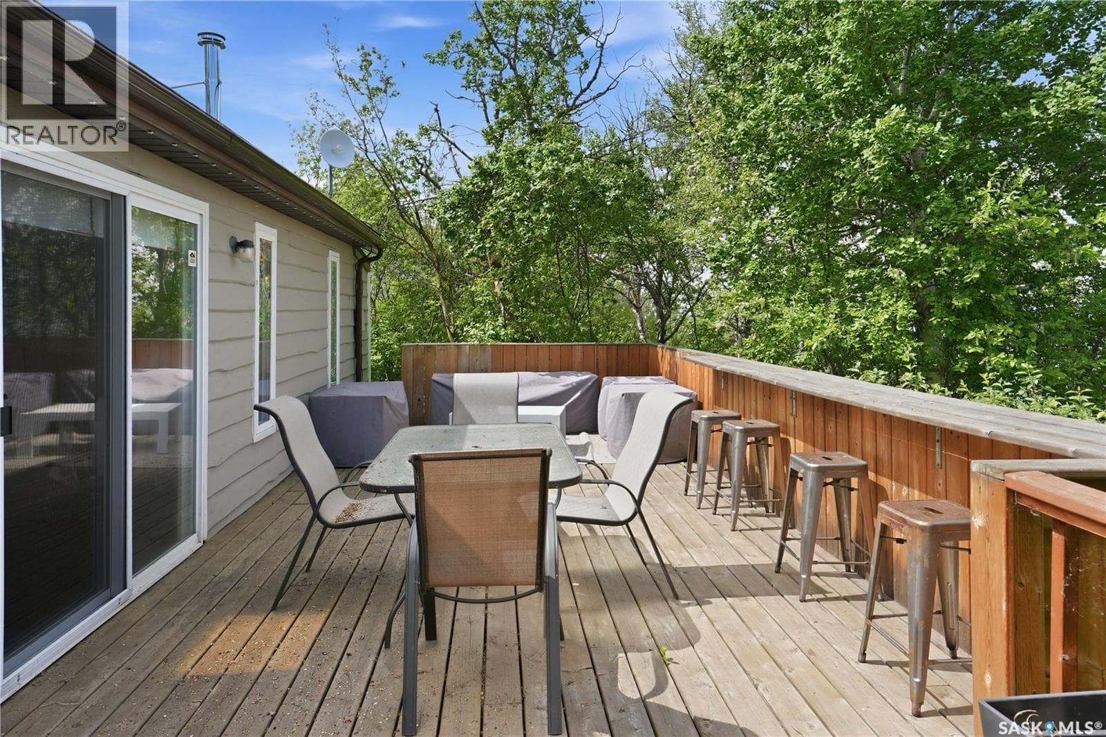 83 Lakeview AVENUE — photo 4