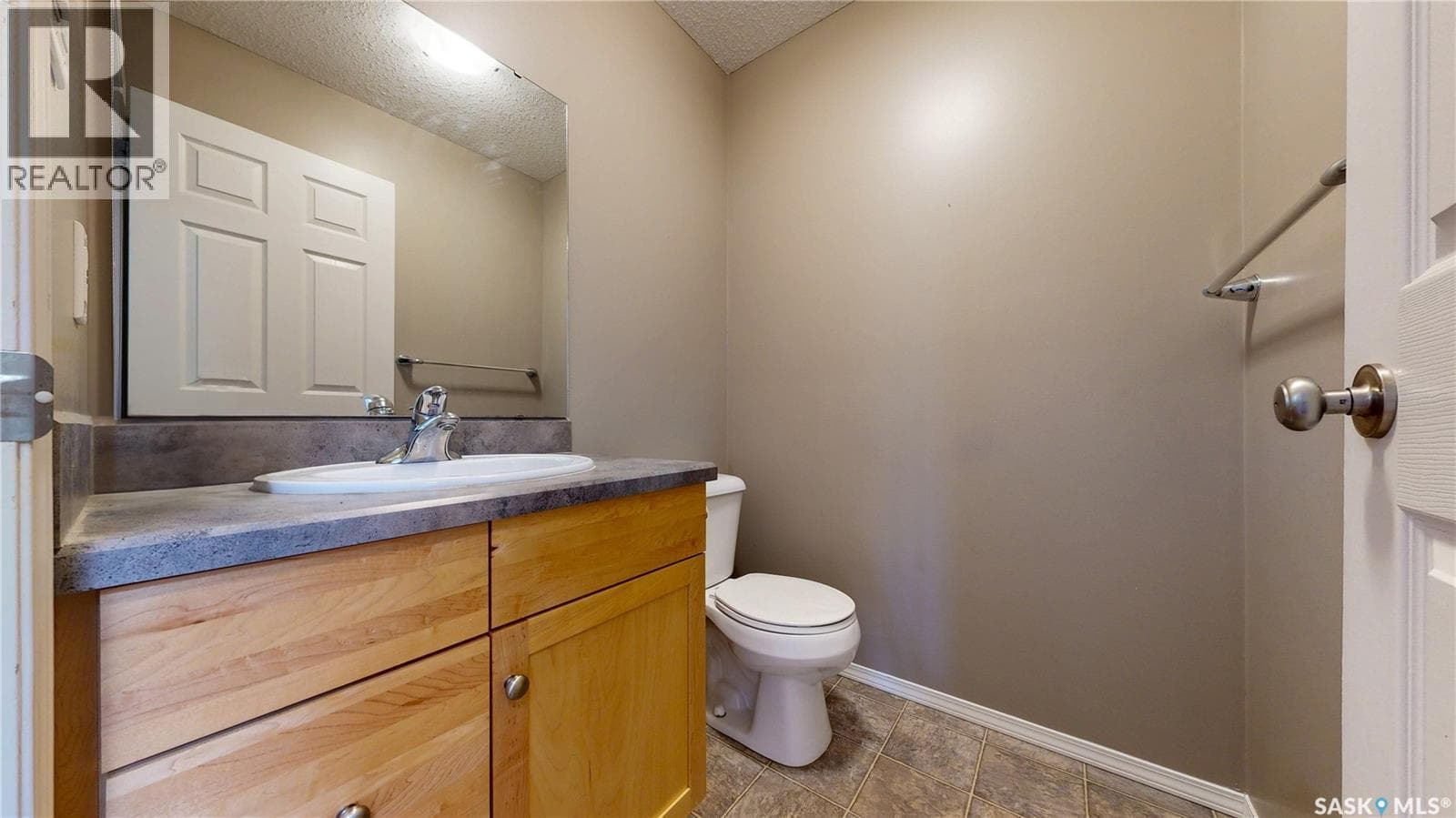 7058 Wascana Cove DRIVE — photo 5