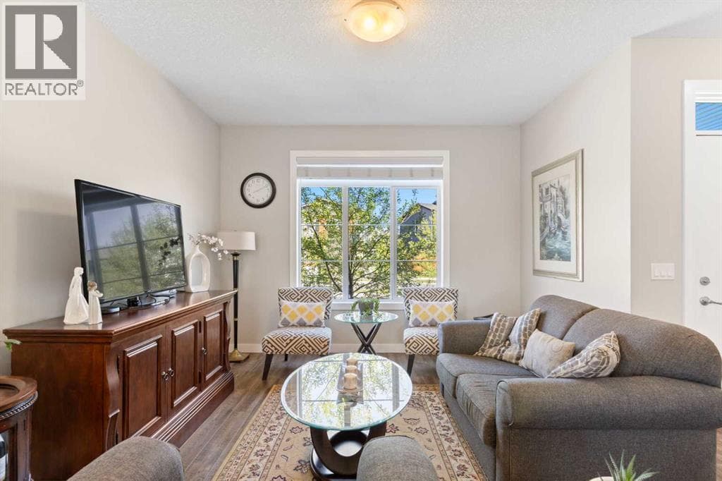 1334 Walden Drive SE — photo 4