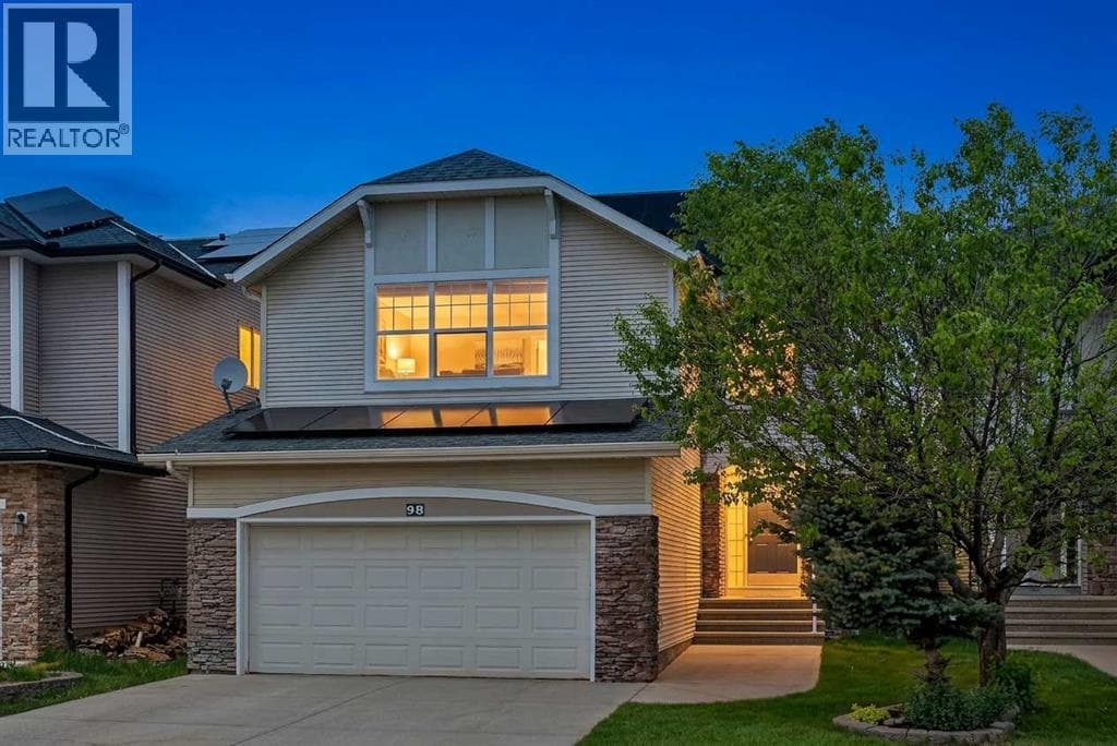 98 Cougarstone Close SW