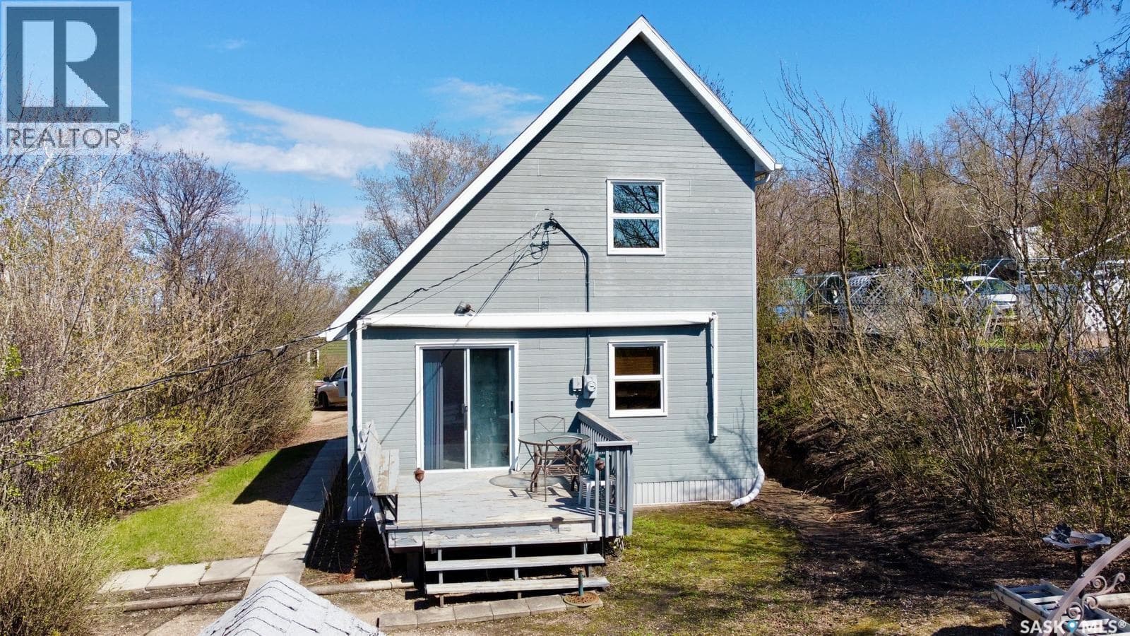 207 Regina STREET — photo 2