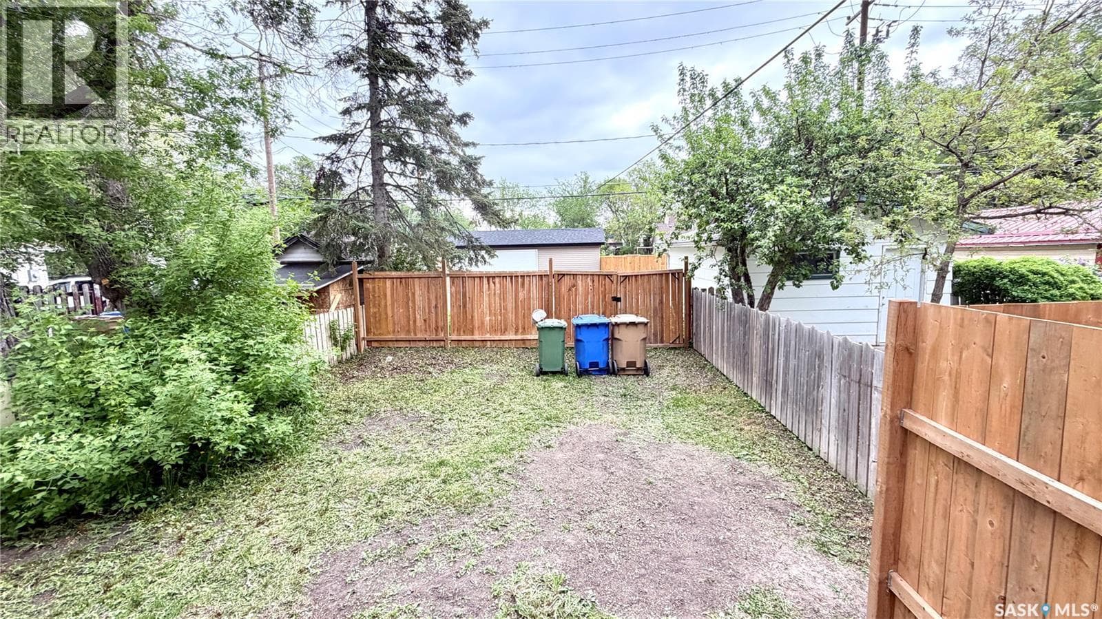 3312 Victoria AVENUE — photo 3