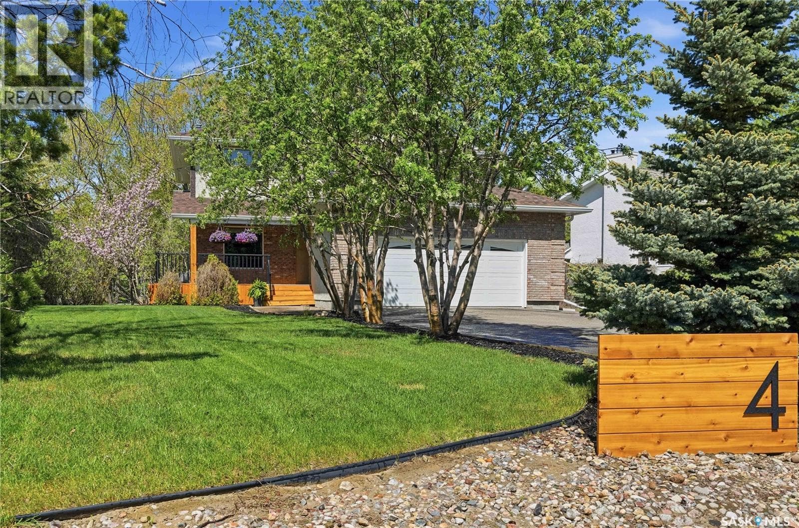 4 Palmer PLACE