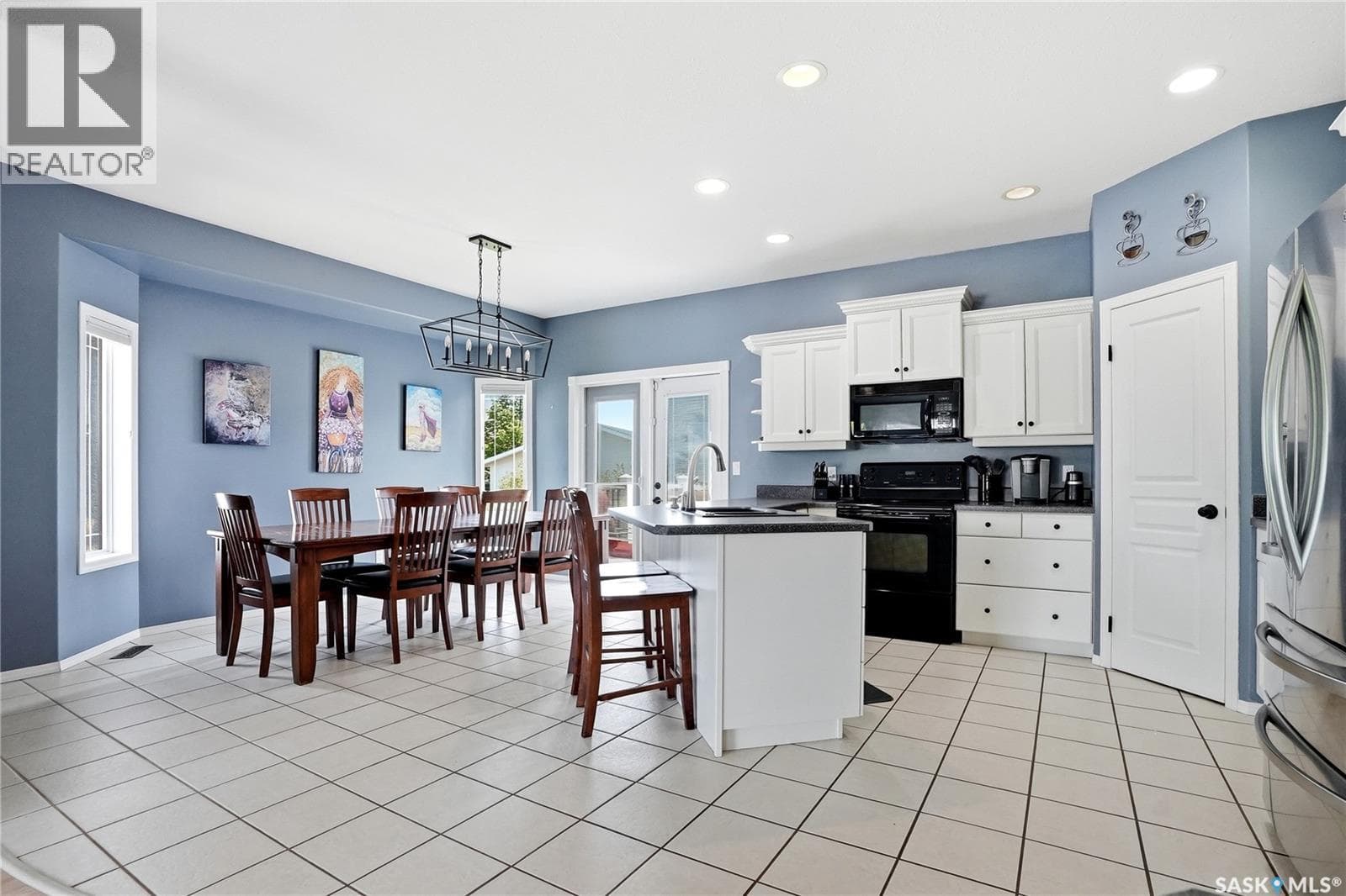 206 Carr LANE — photo 4