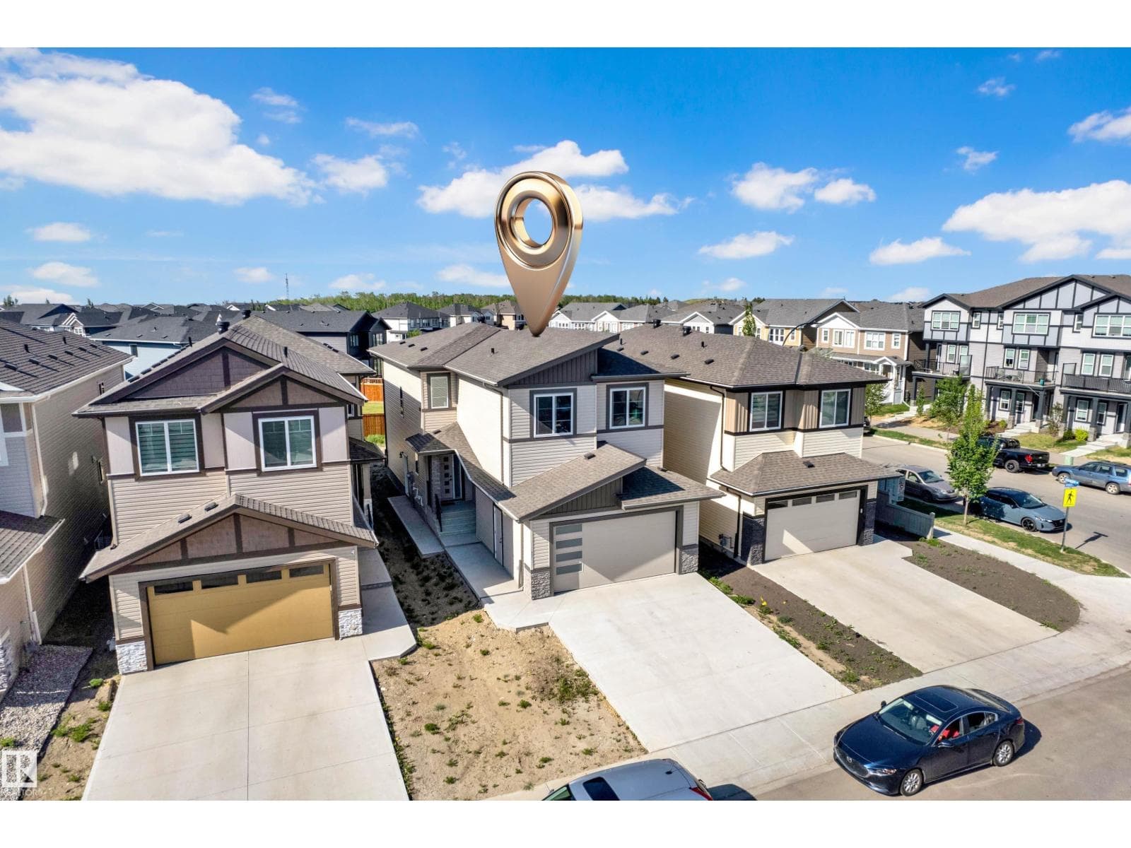 431 ROBERTS CR — photo 2