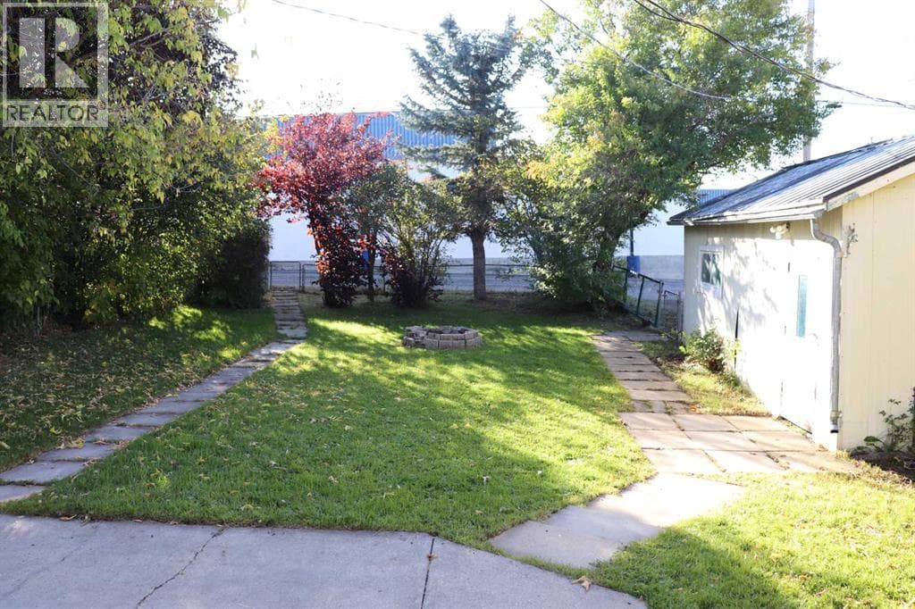 5021 6 Avenue — photo 3