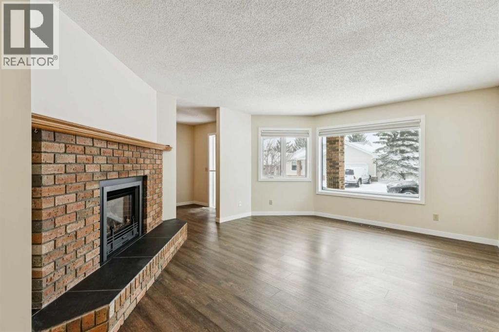 43 Macewan Park Heights NW — photo 4