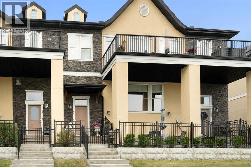 64 Cranbrook Drive SE — photo 3