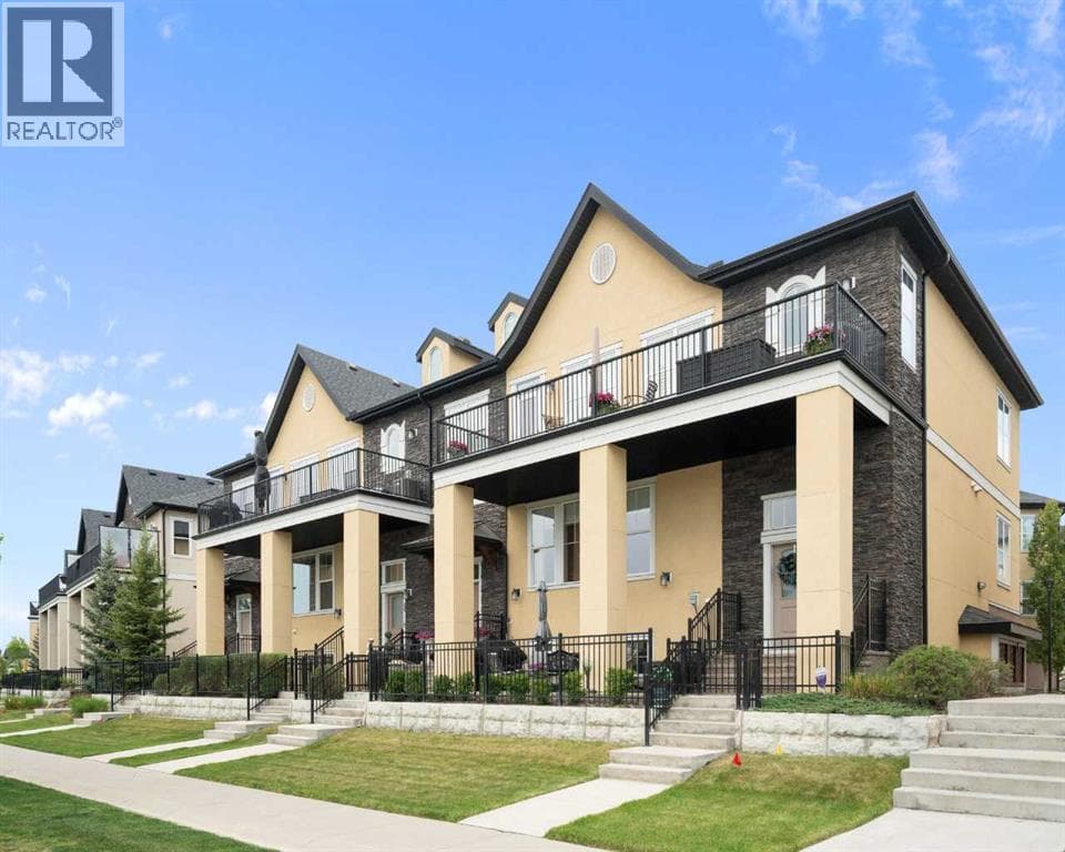 64 Cranbrook Drive SE — photo 4