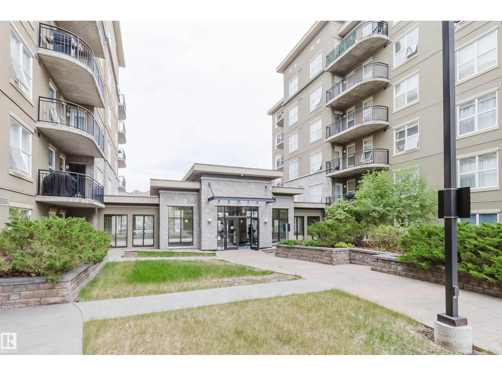 #1-405 4245 139 AV NW — photo 3