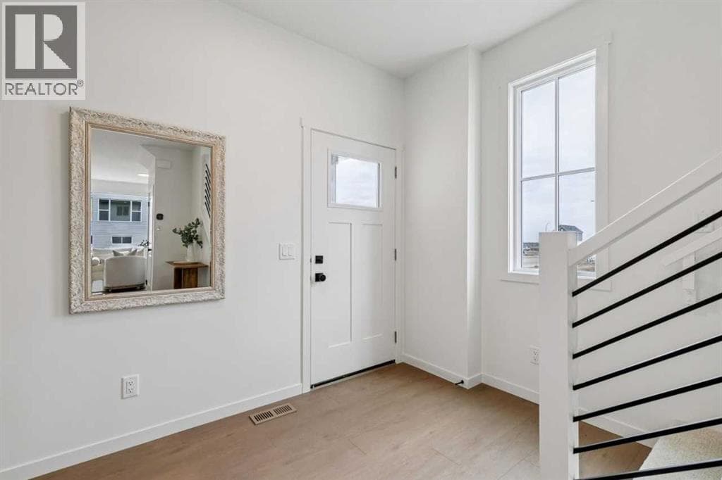 65 Bartlett Way SE — photo 4