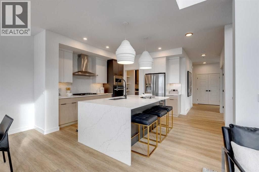 9 Amblefield View NW — photo 3