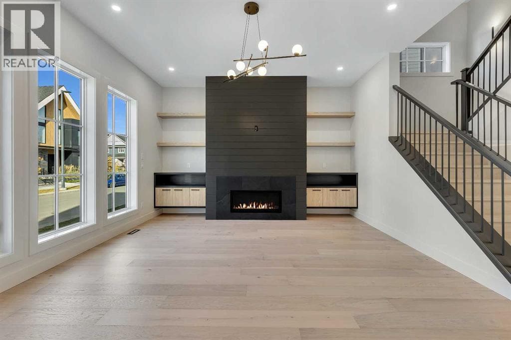 342 Normandy Drive SW — photo 3