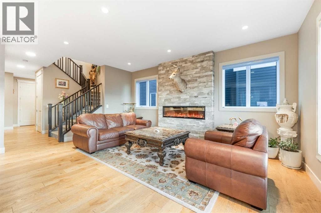105 Carringvue Manor NW — photo 5