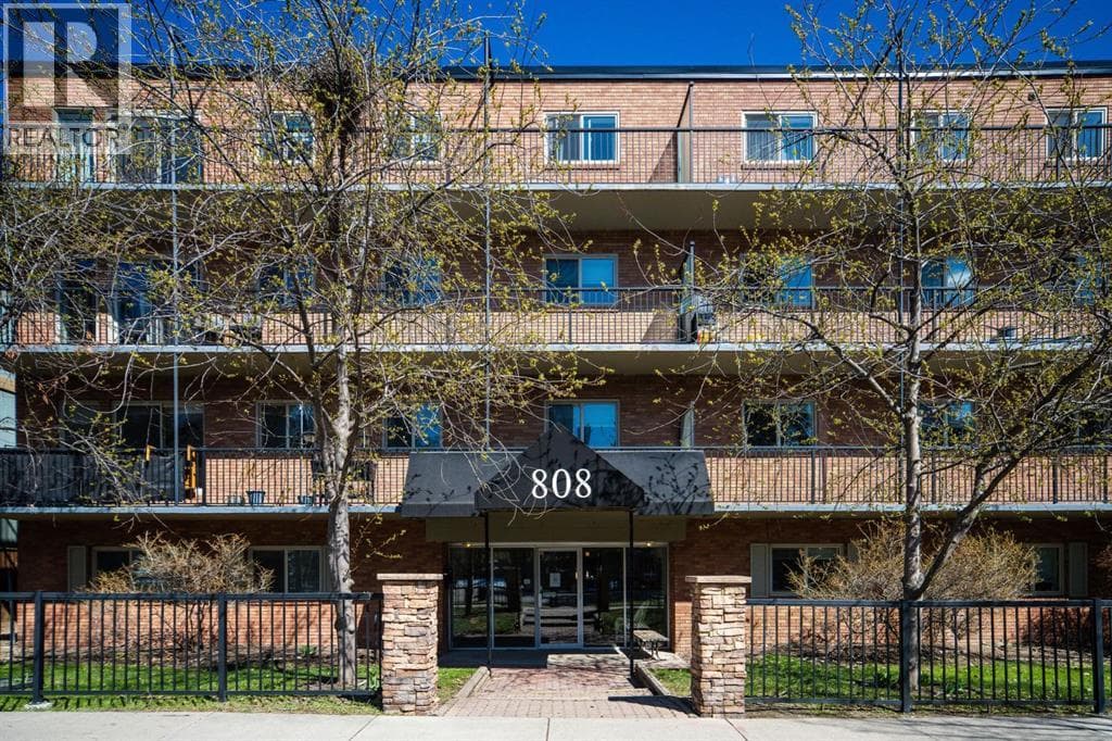207, 808 Royal Avenue SW