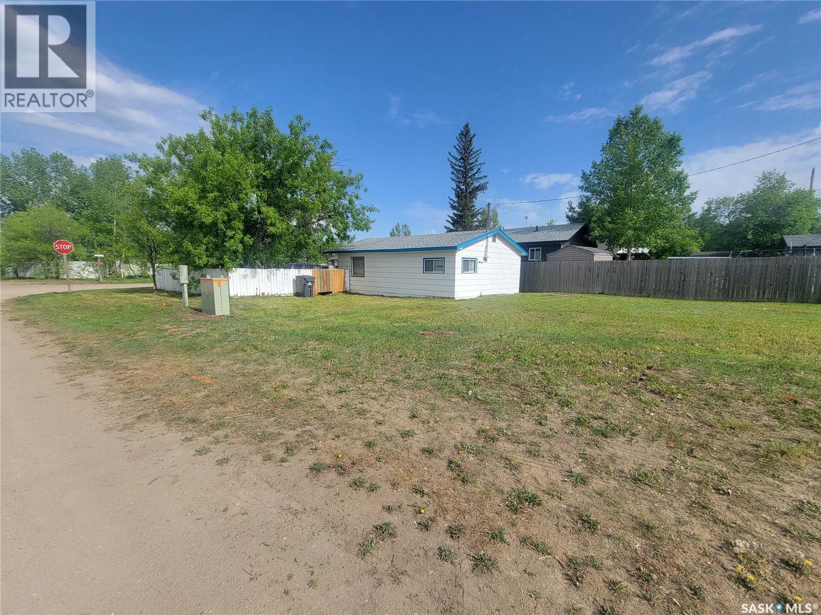 1010 Sylvan STREET — photo 4