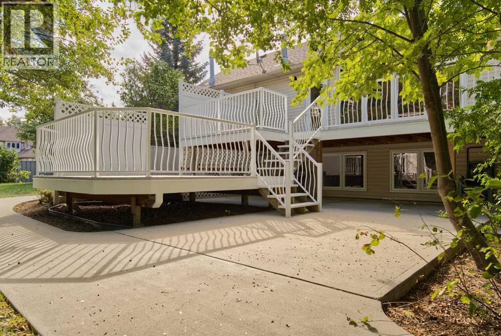 30 Ravine Drive — photo 3