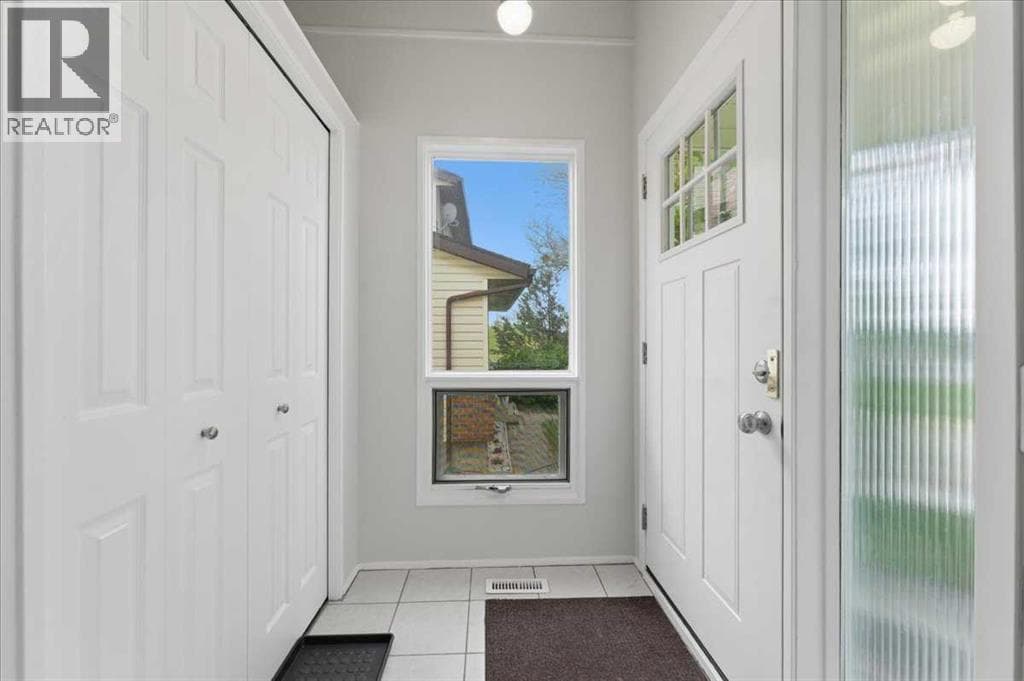 148 Edgedale Way NW — photo 5